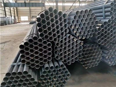 Tubo de acero al carbono rectangular laminado en caliente de sección hueca Tubo de acero cuadrado galvanizado con soldadura